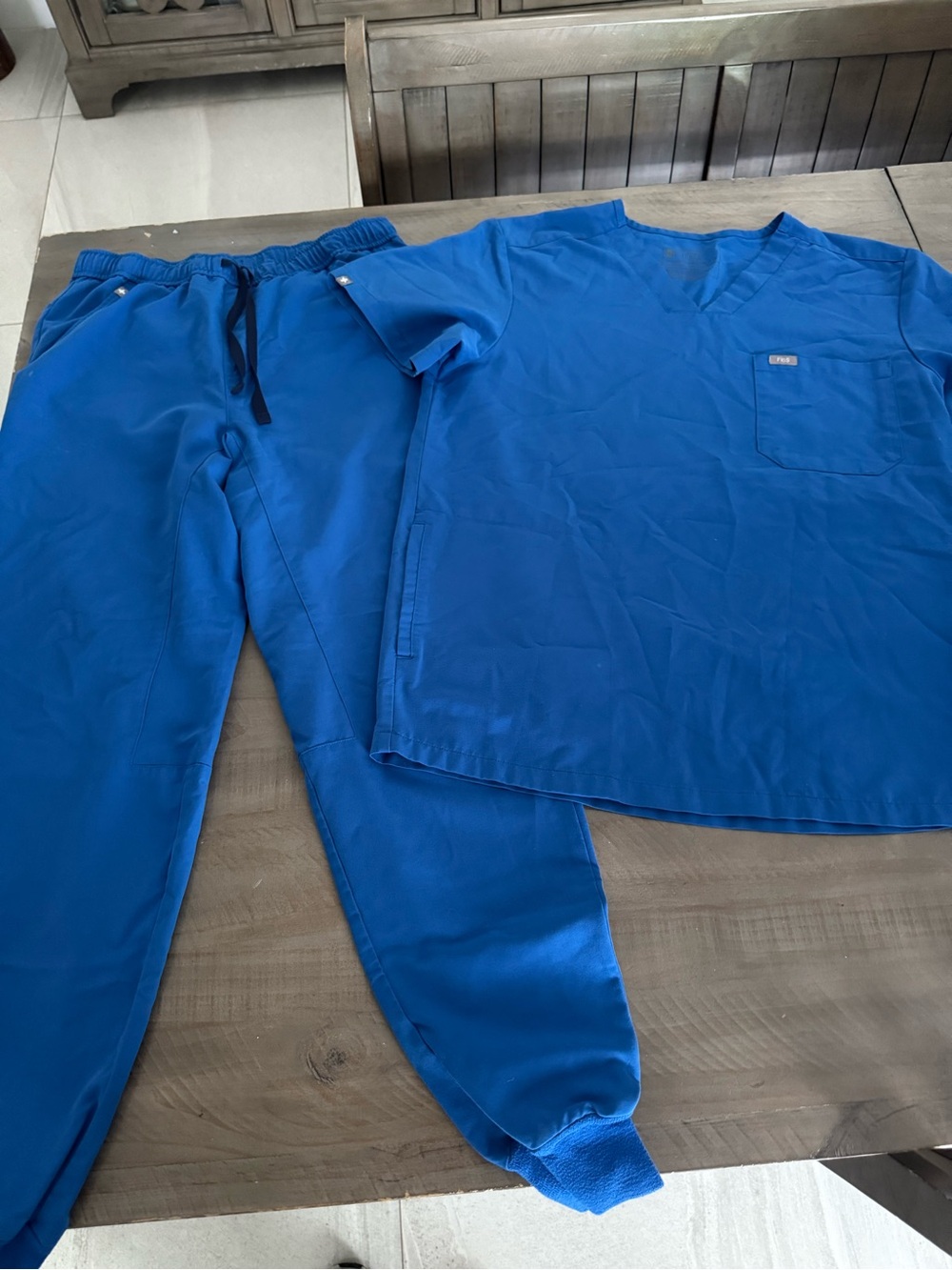 FIGS Blue Scrub Set V-Neck Top & Jogger Pants Medical Uniform